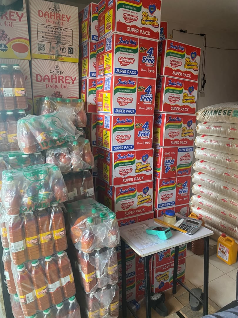 Mokan store — Foodstuff / Grocery